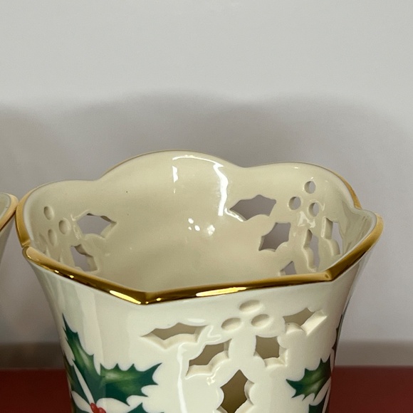 Lenox Holiday Pierced Votives Set of 2 Holly Berry Pattern New - Picture 14 of 16